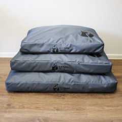 Просто лежак серый для собак средних пород со съемным чехлом Casual pets