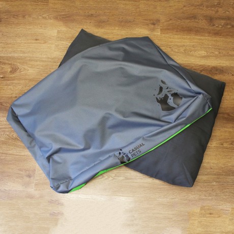 Просто лежак серый с зеленым для собак средних пород со съемным чехлом Casual pets