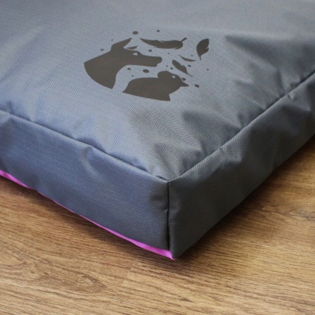 Просто лежак серый с розовым для собак средних пород со съемным чехлом Casual pets