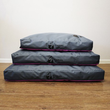 Просто лежак серый с розовым для собак средних пород со съемным чехлом Casual pets