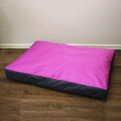 Просто лежак серый с розовым для собак средних пород со съемным чехлом Casual pets