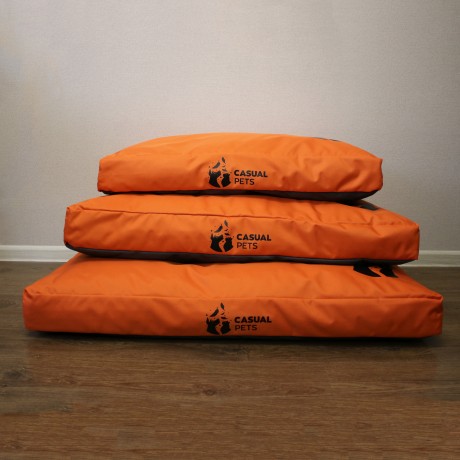 Просто лежак оранжевый с серым для собак средних пород со съемным чехлом Casual pets