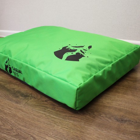 Просто лежак зеленый для собак средних пород со съемным чехлом Casual pets