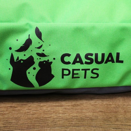 Просто лежак зеленый для собак средних пород со съемным чехлом Casual pets