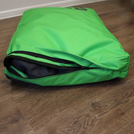 Просто лежак зеленый для собак средних пород со съемным чехлом Casual pets