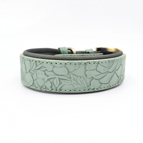 Широкий ошейник для собак средних и крупных пород. Обхват шеи 34 - 44 см, ширина 3,5 см