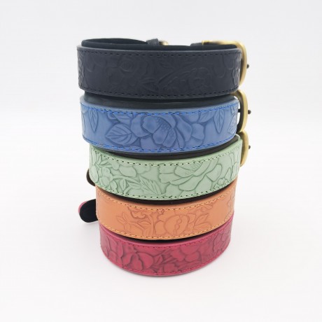 Широкий ошейник для собак средних и крупных пород. Обхват шеи 34 - 44 см, ширина 3,5 см