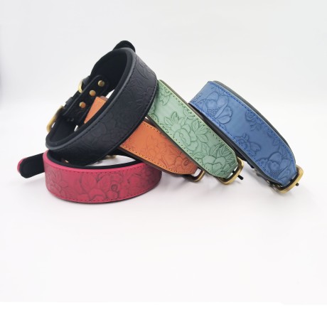 Широкий ошейник для собак средних и крупных пород. Обхват шеи 43 - 53 см, ширина 4 см